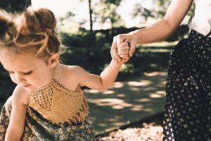 10 ways to love your children / gentle and positive parenting