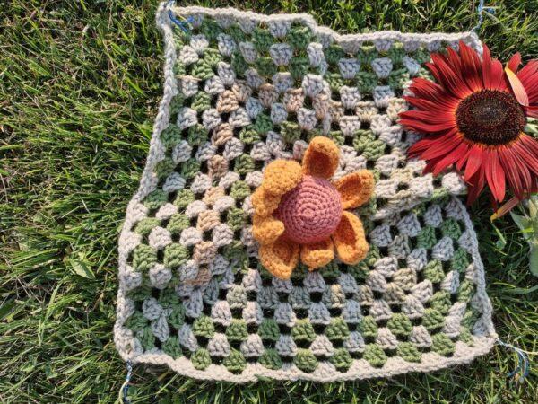 New Mom gift basket sunflower - Image 2